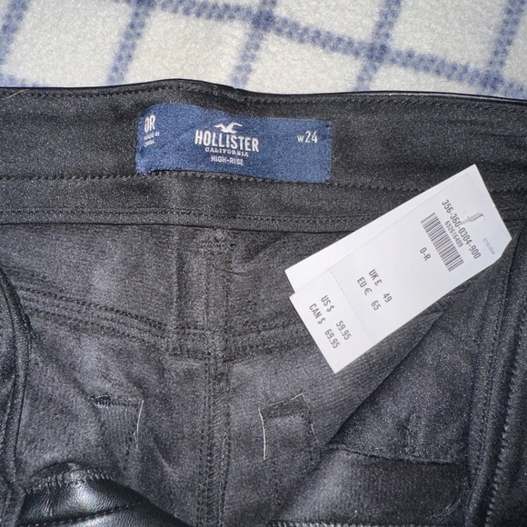 Brand New Hollister Leather Bottom - Picture 2 of 2